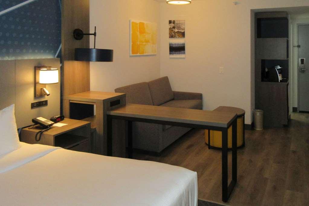 Comfort Inn & Suites Irvine Spectrum Lake Forest Zimmer foto