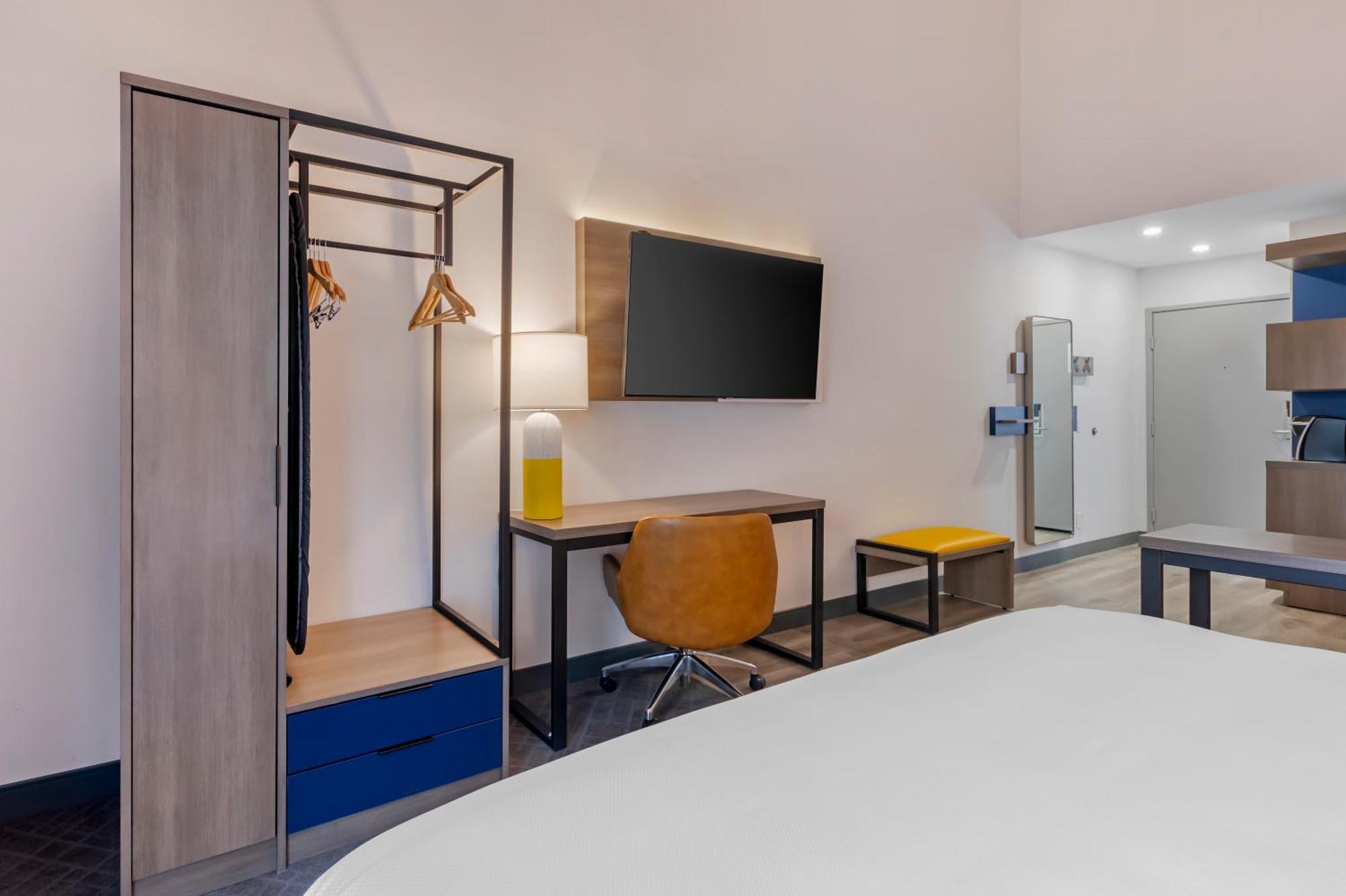 Comfort Inn & Suites Irvine Spectrum Lake Forest Zimmer foto