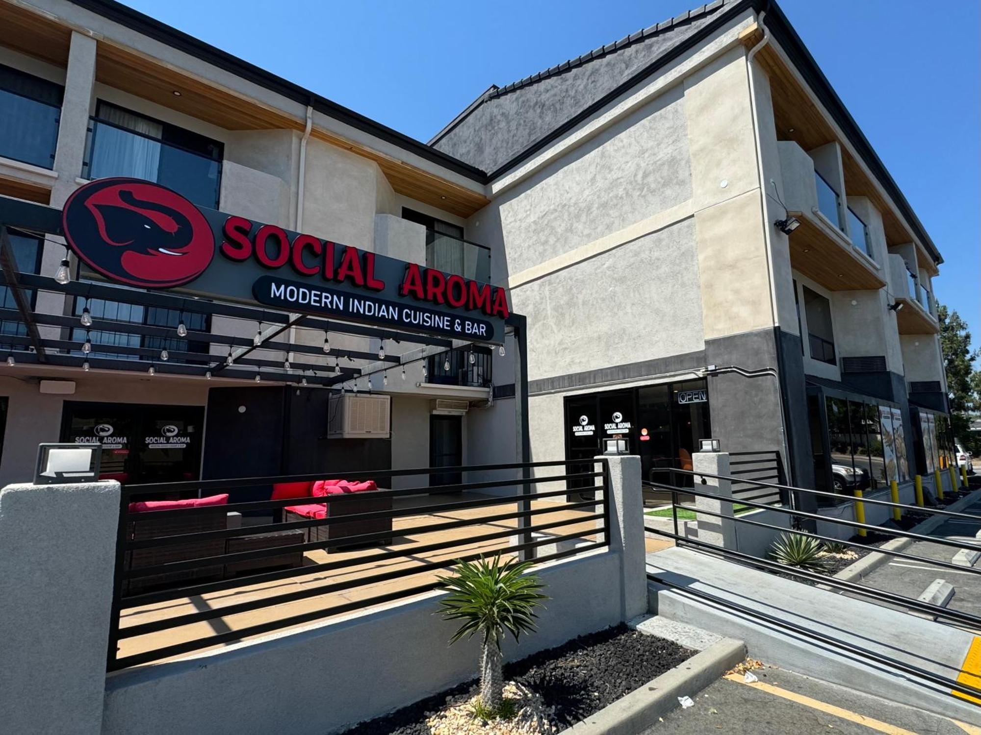 Comfort Inn & Suites Irvine Spectrum Lake Forest Exterior foto
